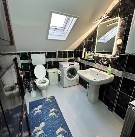 Huge 100sqm Apartment